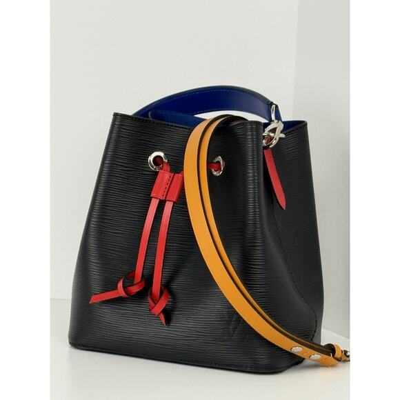Louis Vuitton NéoNoé Bucket Bag BB Black Safran Epi Grained Leather - Picture 1 of 15